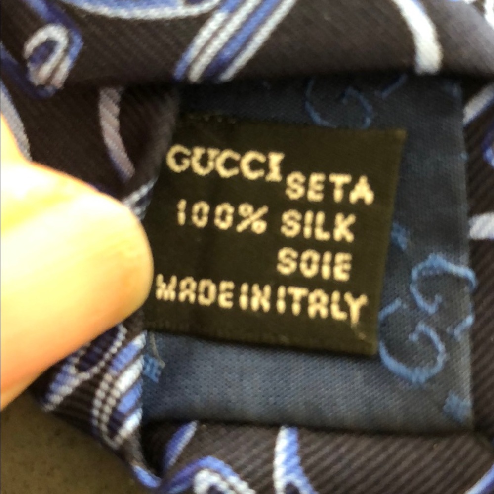 AUTHENTIC GUCCI TIE 💯 SILK - Picture 3 of 6